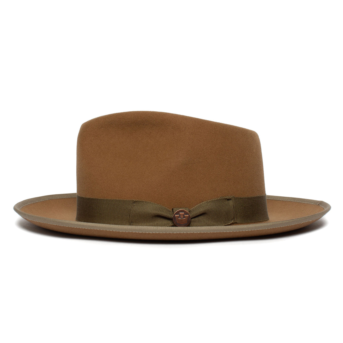 Introducing the “River Gray” by Goorin Bros.—an American-made merino wool fedora in brown, featuring a wide brim, an olive green ribbon band, and a small round decorative pin on the side. This hat blends classic style with premium craftsmanship.